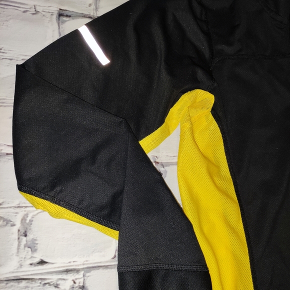 Livestrong Long Sleeve pullover size small - Picture 4 of 8